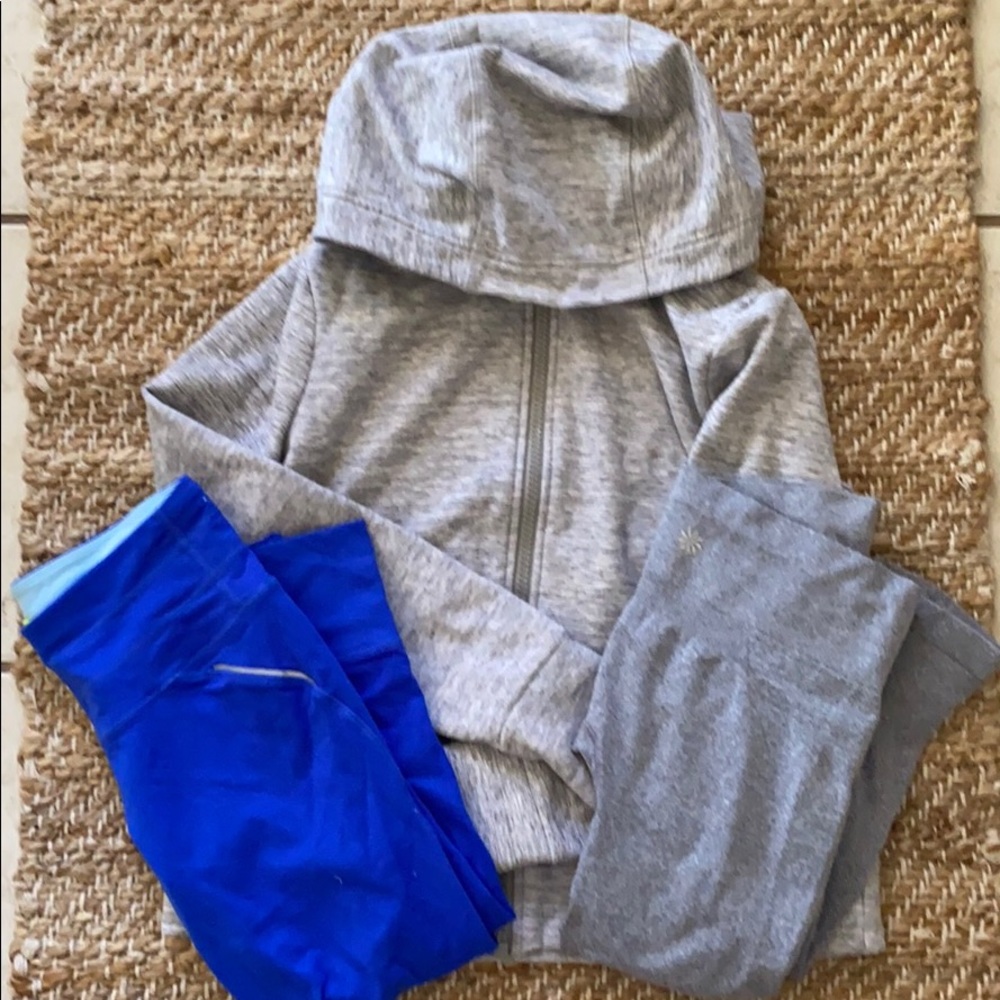 3 ATHLETA ITEMS 1 JACKET & 2 LEGGINS